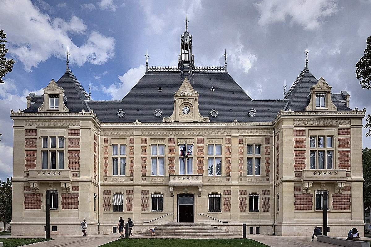 Hotel ville, à Montrouge
